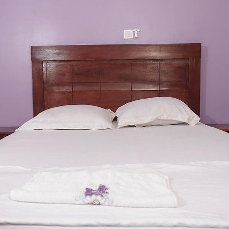 Hotel Appart B4U Yaoundé Esterno foto