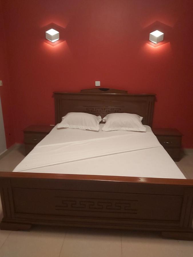 Hotel Appart B4U Yaoundé Esterno foto