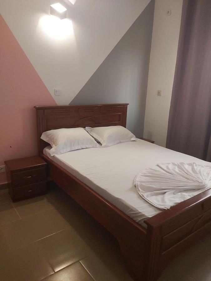 Hotel Appart B4U Yaoundé Esterno foto