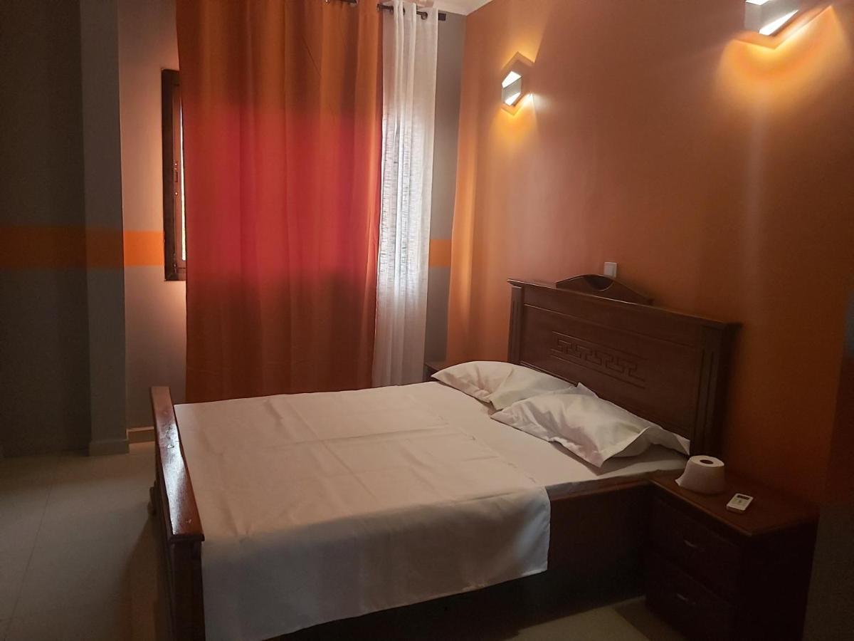 Hotel Appart B4U Yaoundé Esterno foto