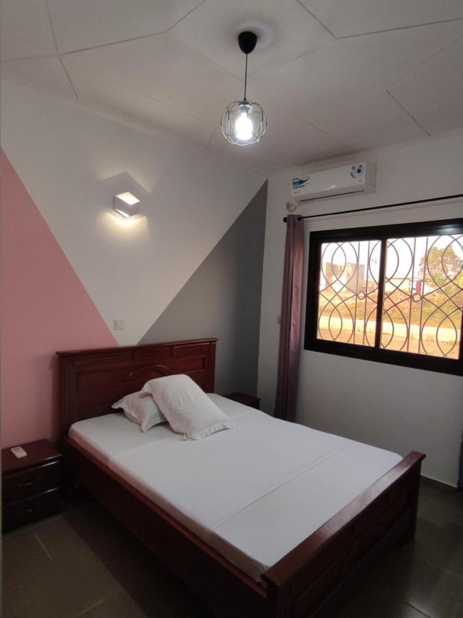 Hotel Appart B4U Yaoundé Esterno foto