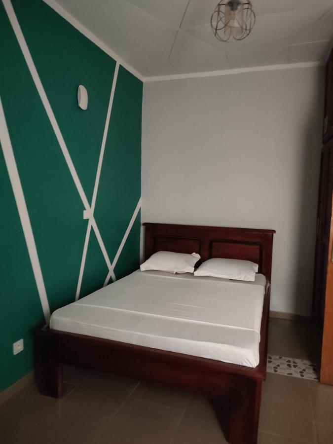 Hotel Appart B4U Yaoundé Esterno foto