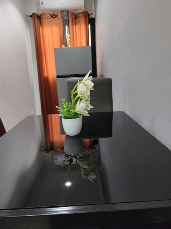 Hotel Appart B4U Yaoundé Esterno foto